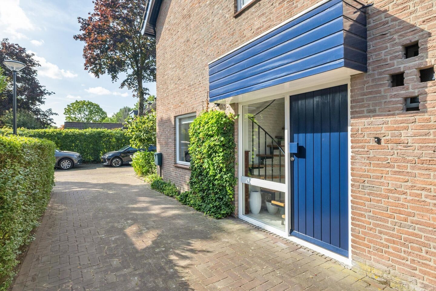 Twee-onder-één-kap te koop: Driehoek 38, Bavel