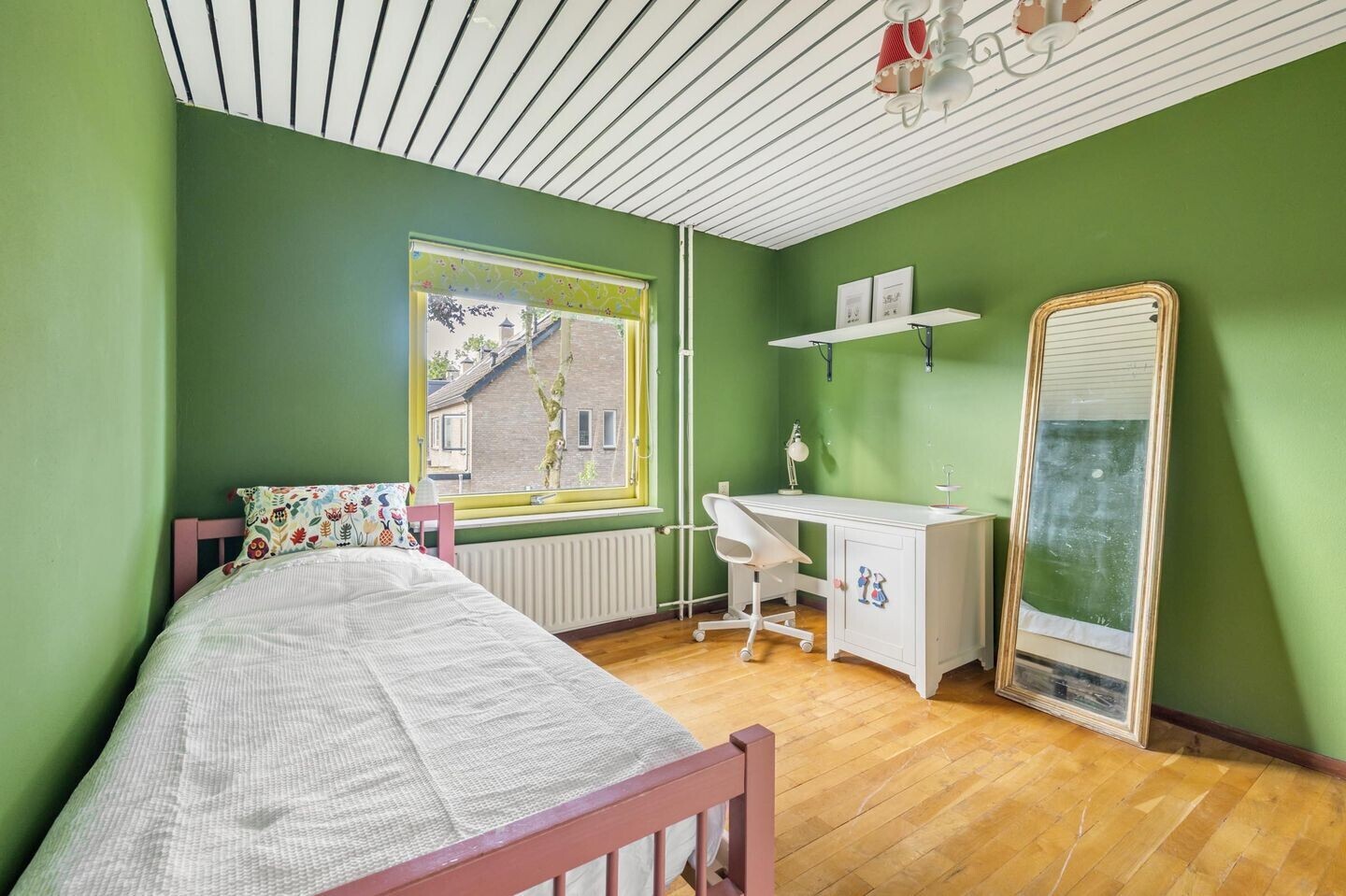Twee-onder-één-kap te koop: Driehoek 38, Bavel