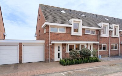Berkenakker 8