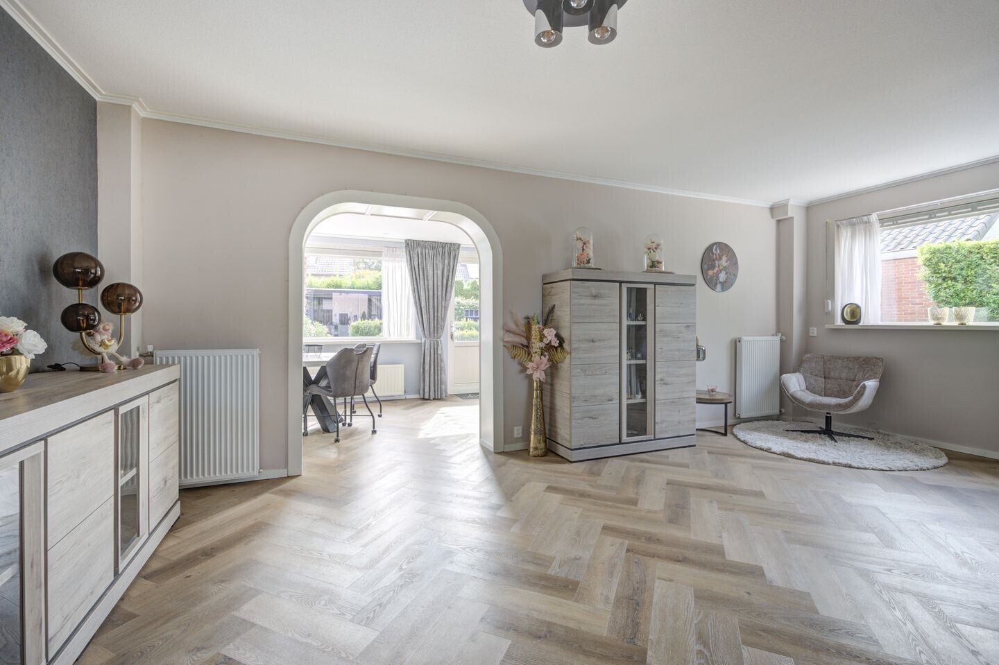 Twee-onder-één-kap te koop: Baai 21, Etten-Leur