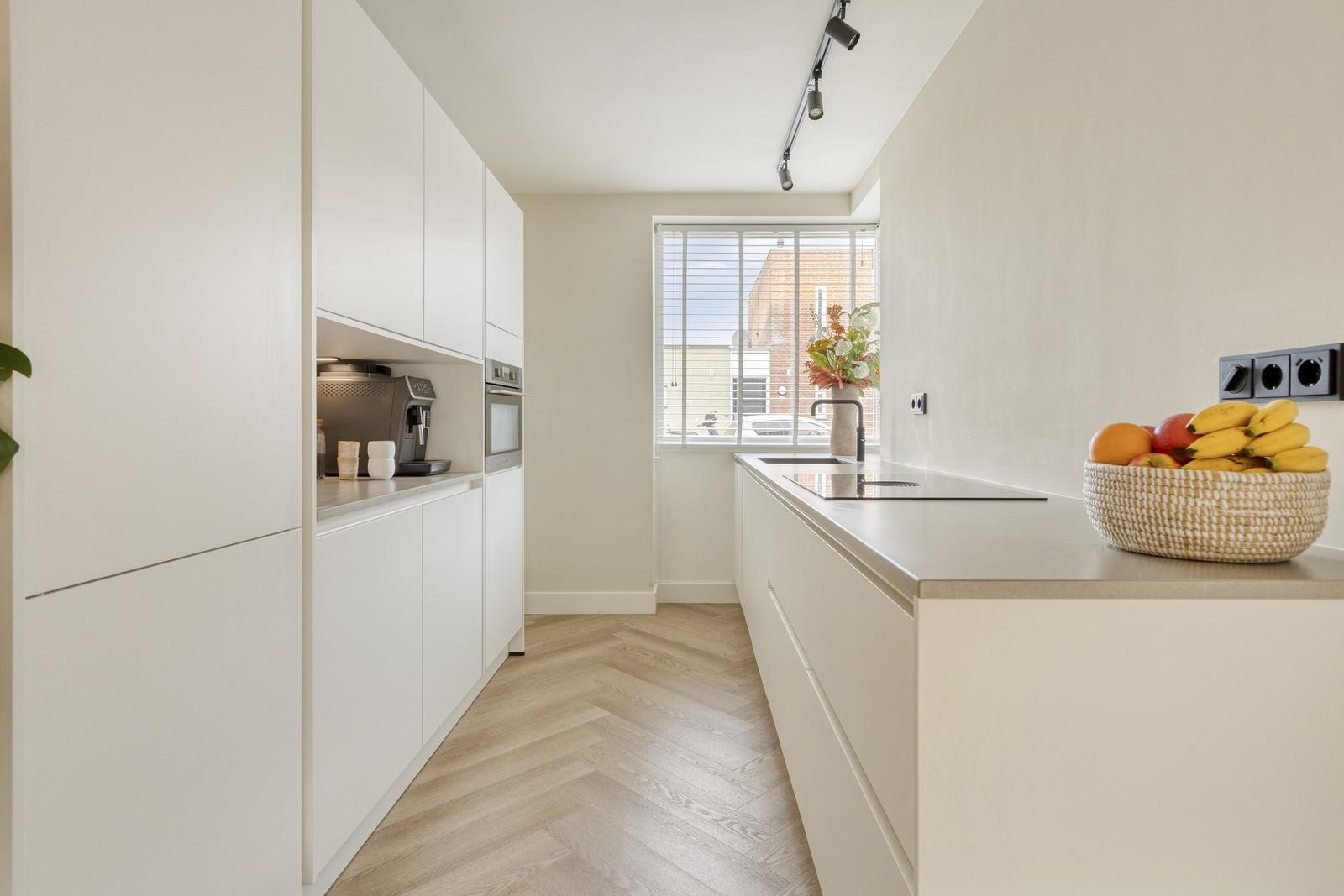 Tussenwoning te koop: Spinaker 46, Etten-Leur