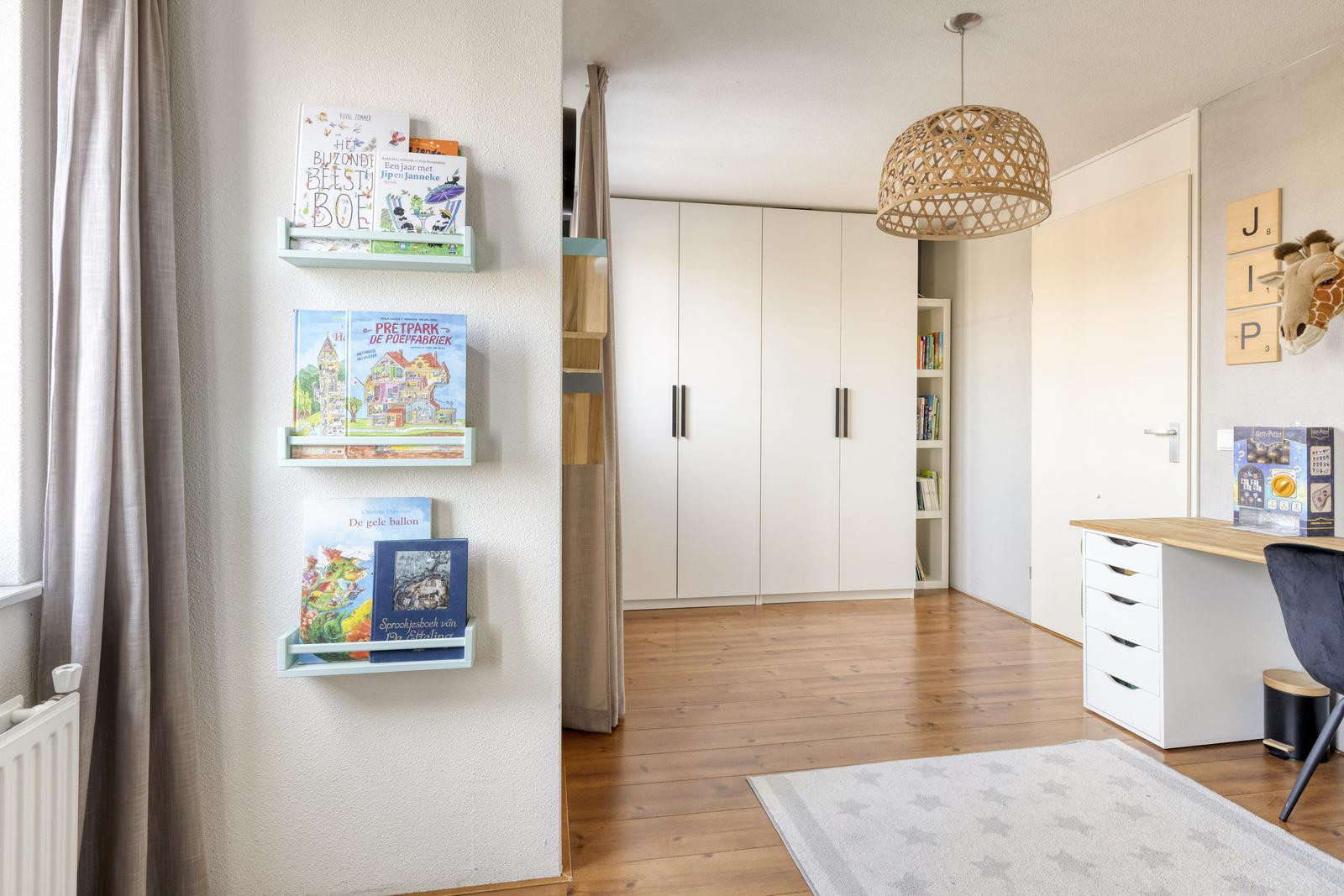 Tussenwoning te koop: Spinaker 46, Etten-Leur