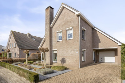 Johan van O. 44