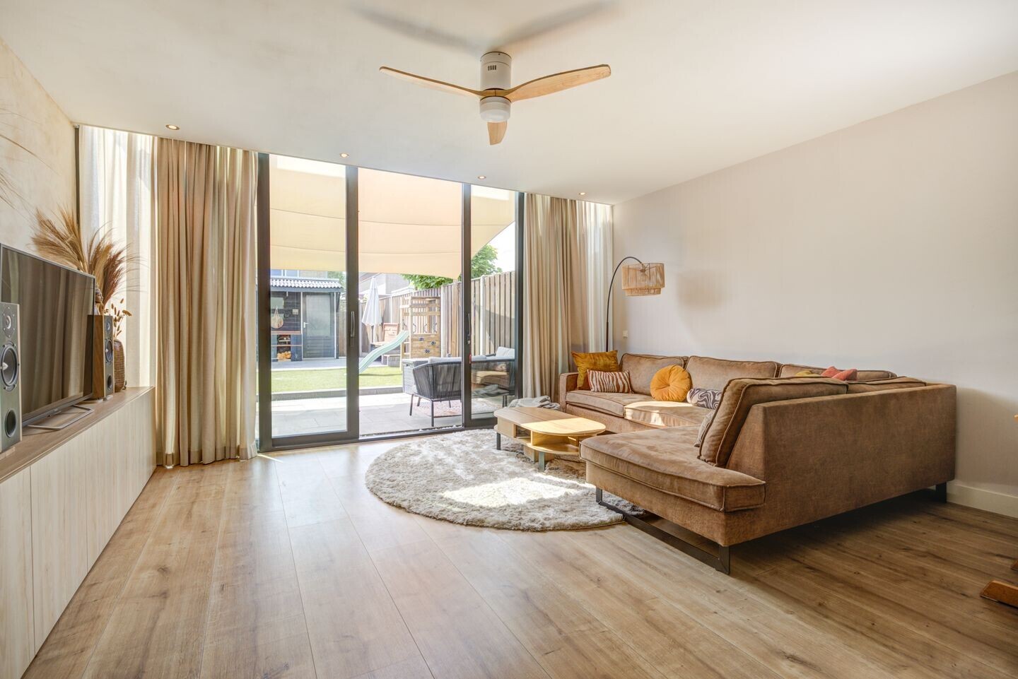 Tussenwoning te koop: Keenseweg 83, Etten-Leur