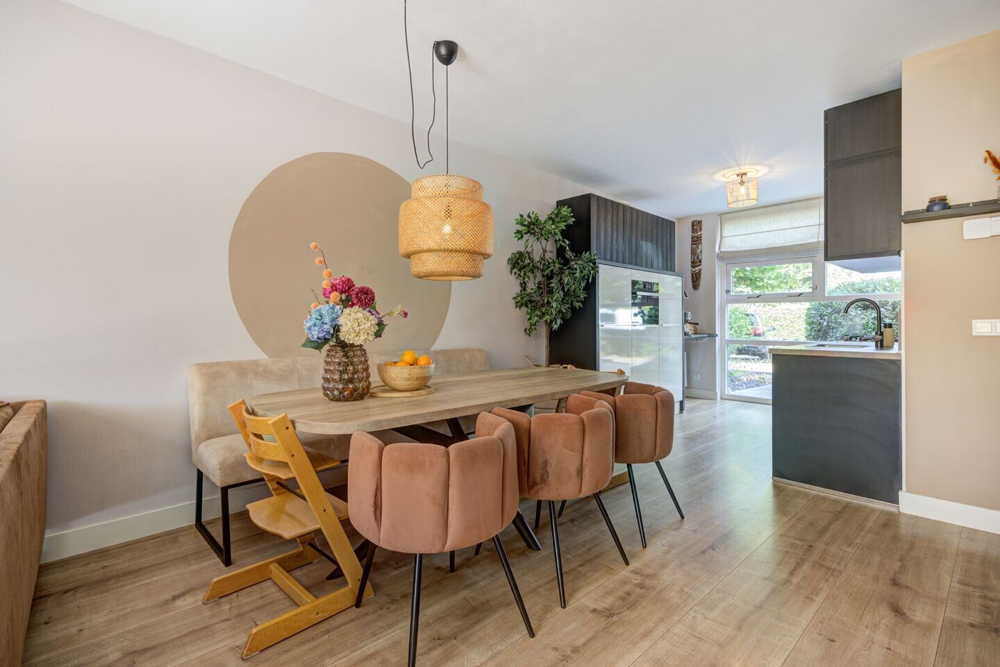 Tussenwoning te koop: Keenseweg 83, Etten-Leur