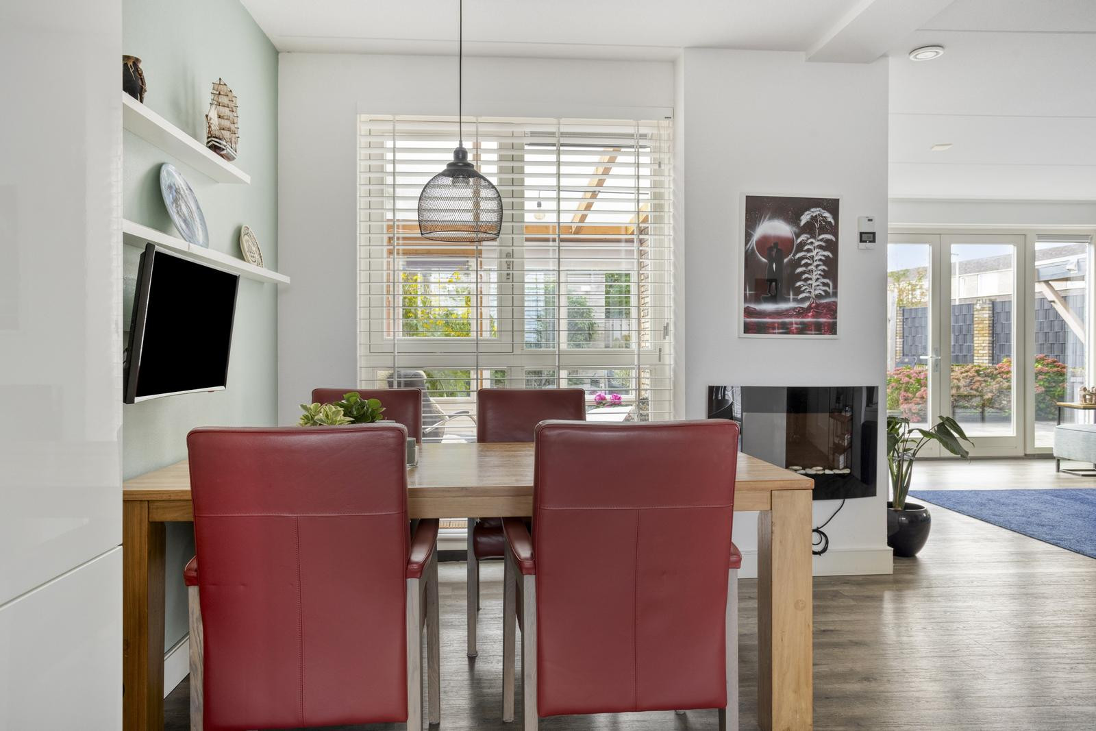Hoekwoning te koop: Muldersweg 156, Etten-Leur