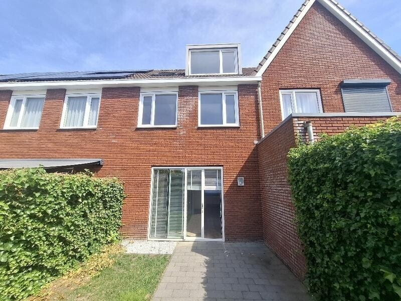 Tussenwoning te koop: Marskramerstraat 72, Etten-Leur