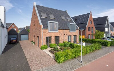 Donkerstraat 138
