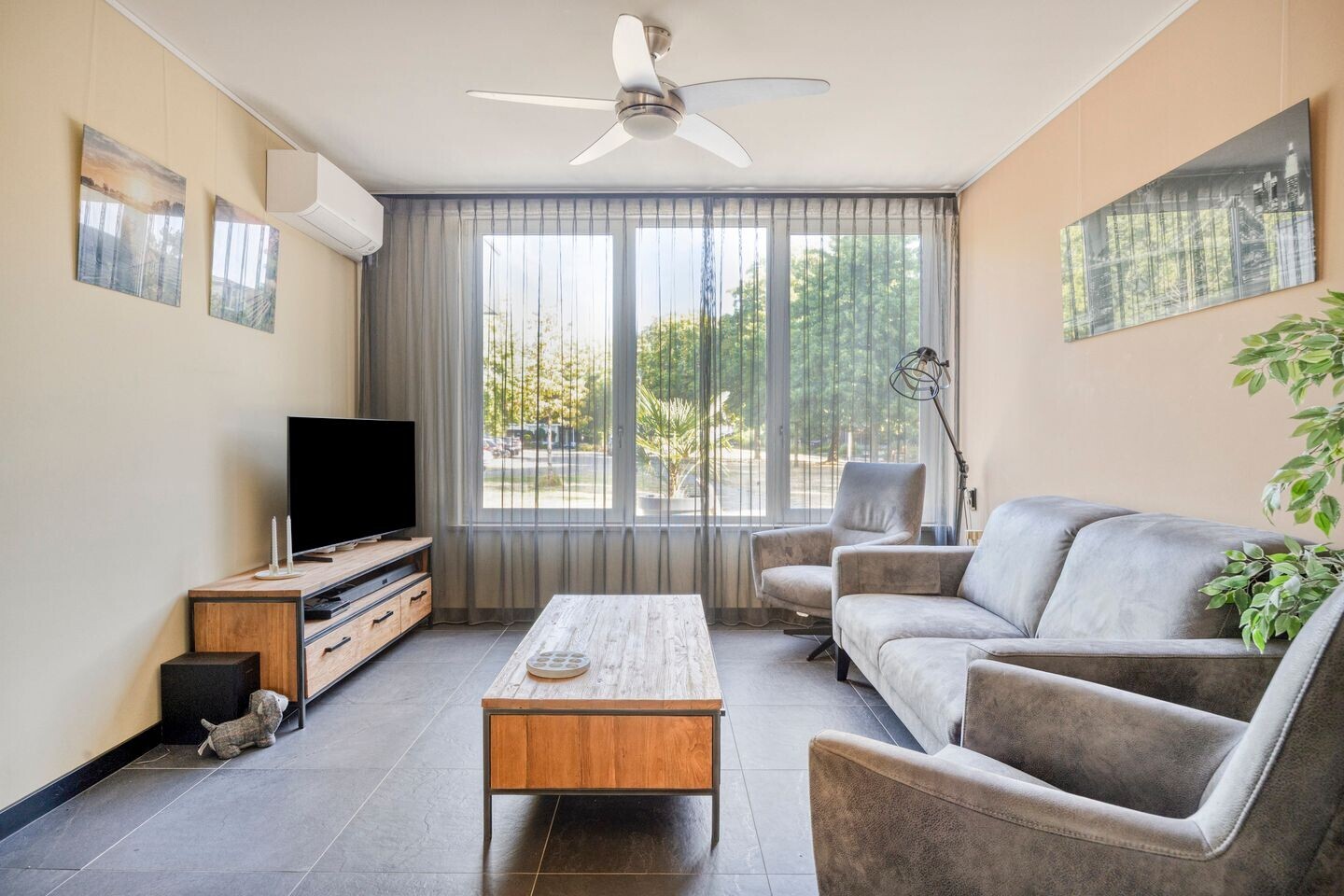 Tussenwoning te koop: Laurierhof 75, Etten-Leur