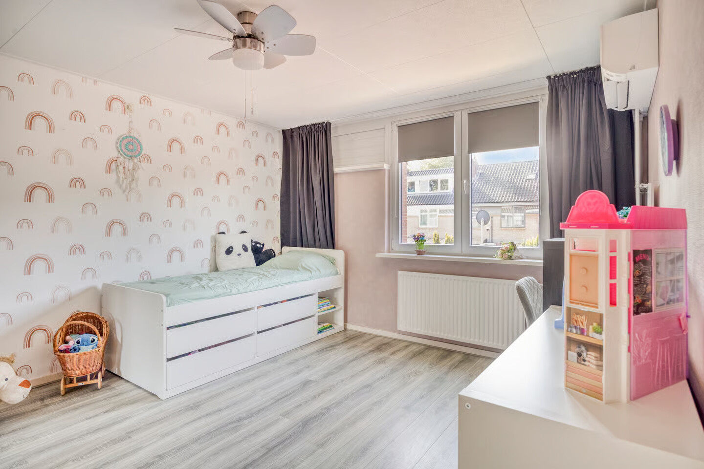 Tussenwoning te koop: Laurierhof 75, Etten-Leur