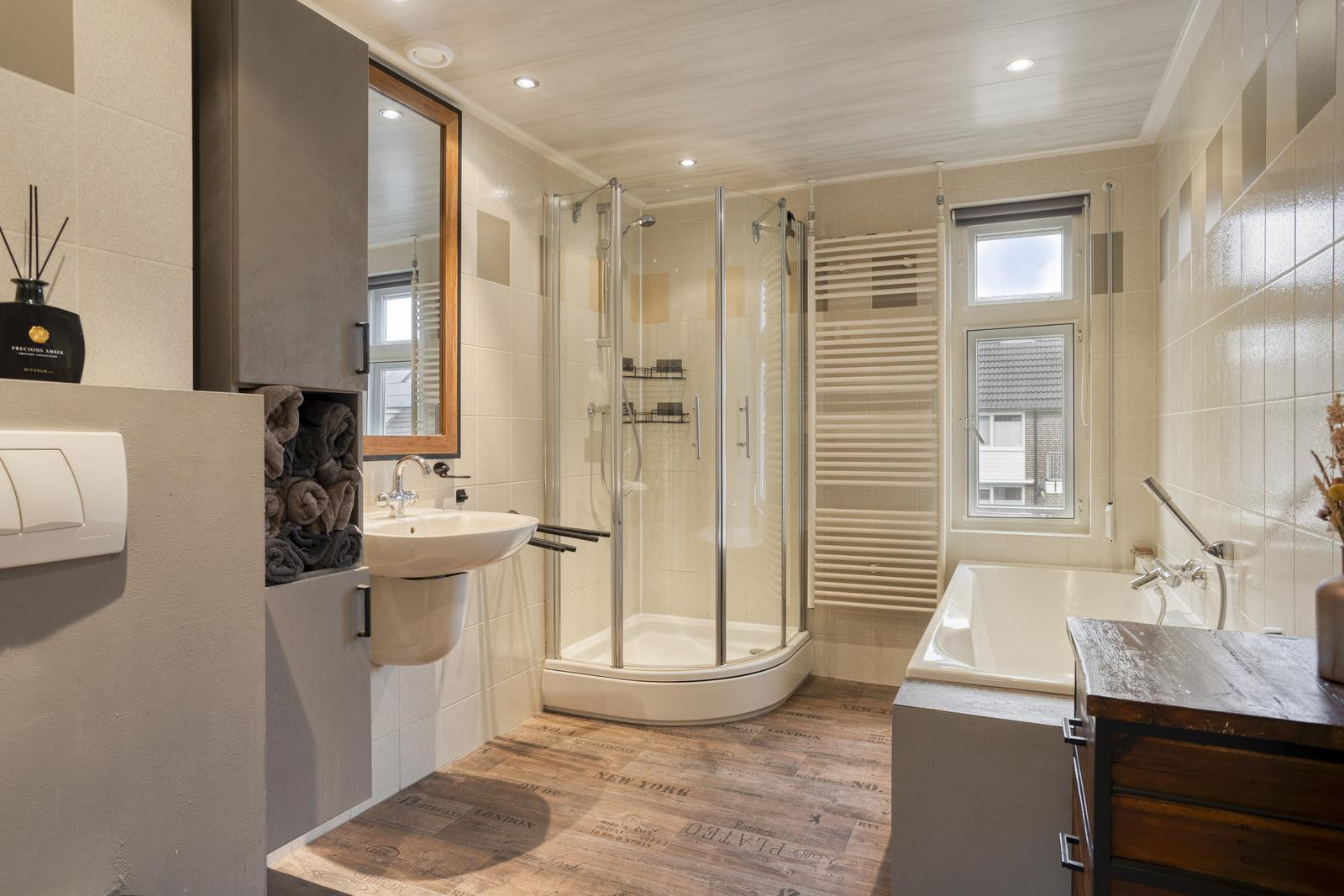 Tussenwoning te koop: Kwikstaart 47, Etten-Leur