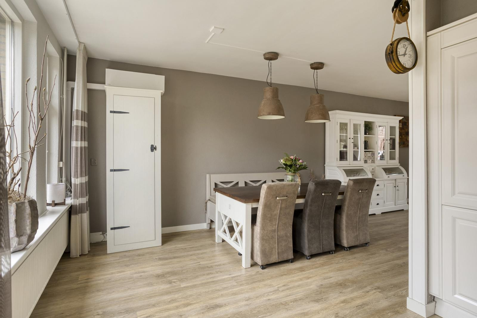 Tussenwoning te koop: Kwikstaart 47, Etten-Leur