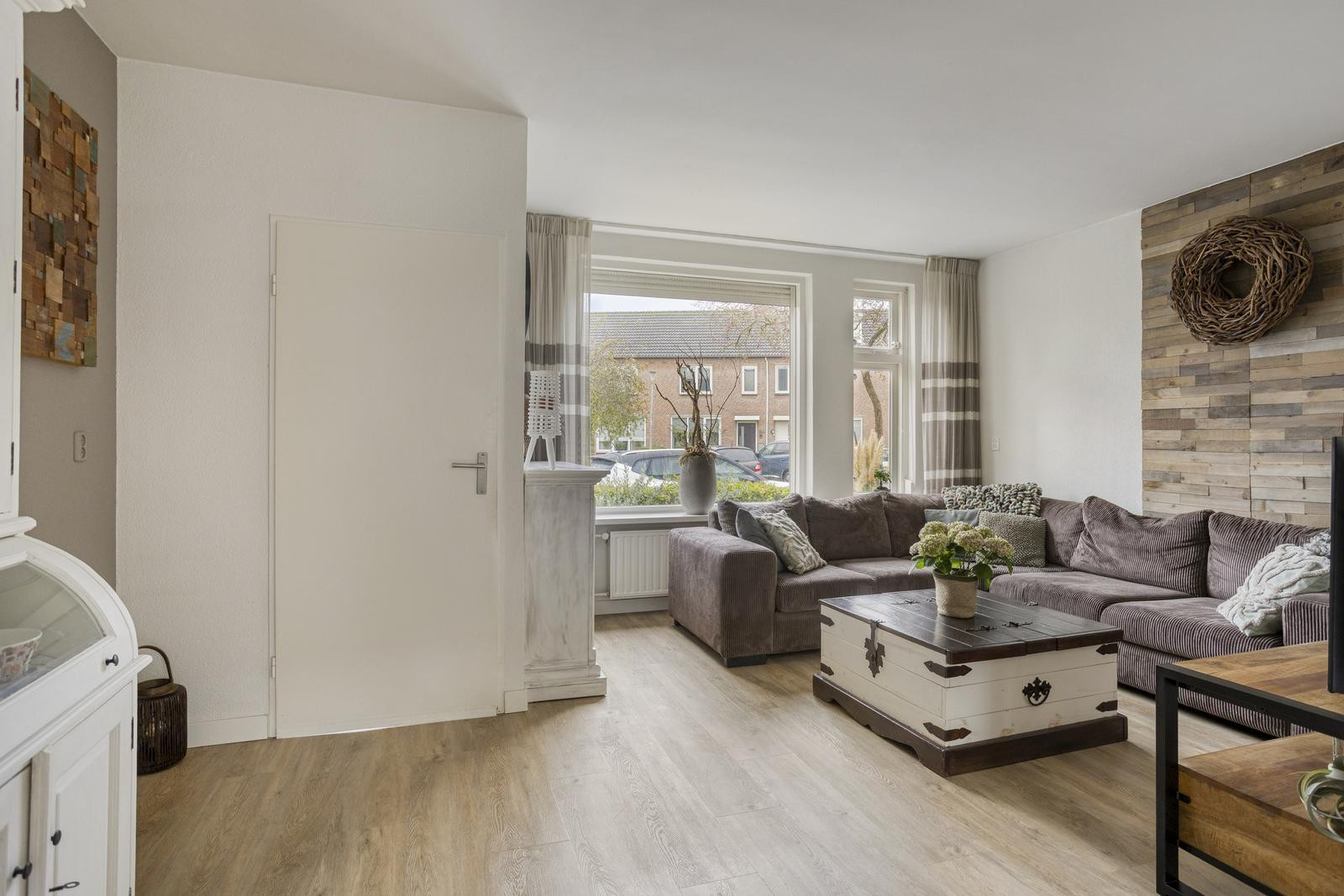 Tussenwoning te koop: Kwikstaart 47, Etten-Leur