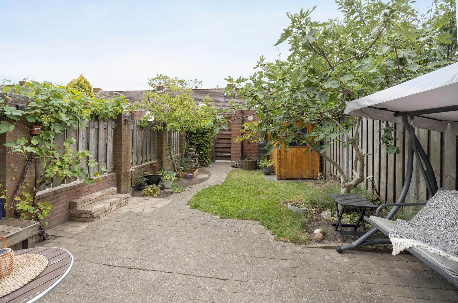 Tussenwoning te koop: Meerkoet 29, Etten-Leur