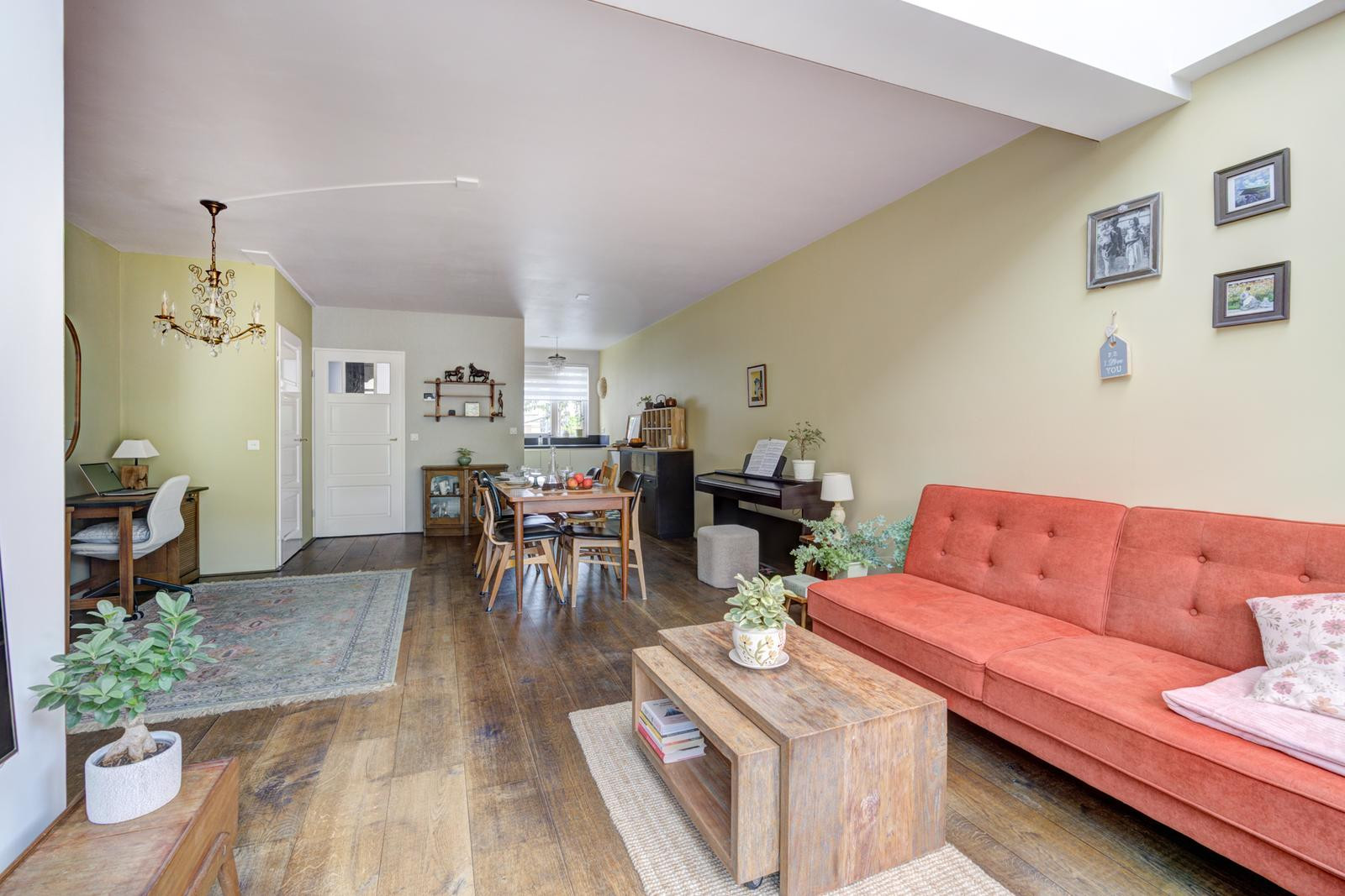 Tussenwoning te koop: Meerkoet 29, Etten-Leur