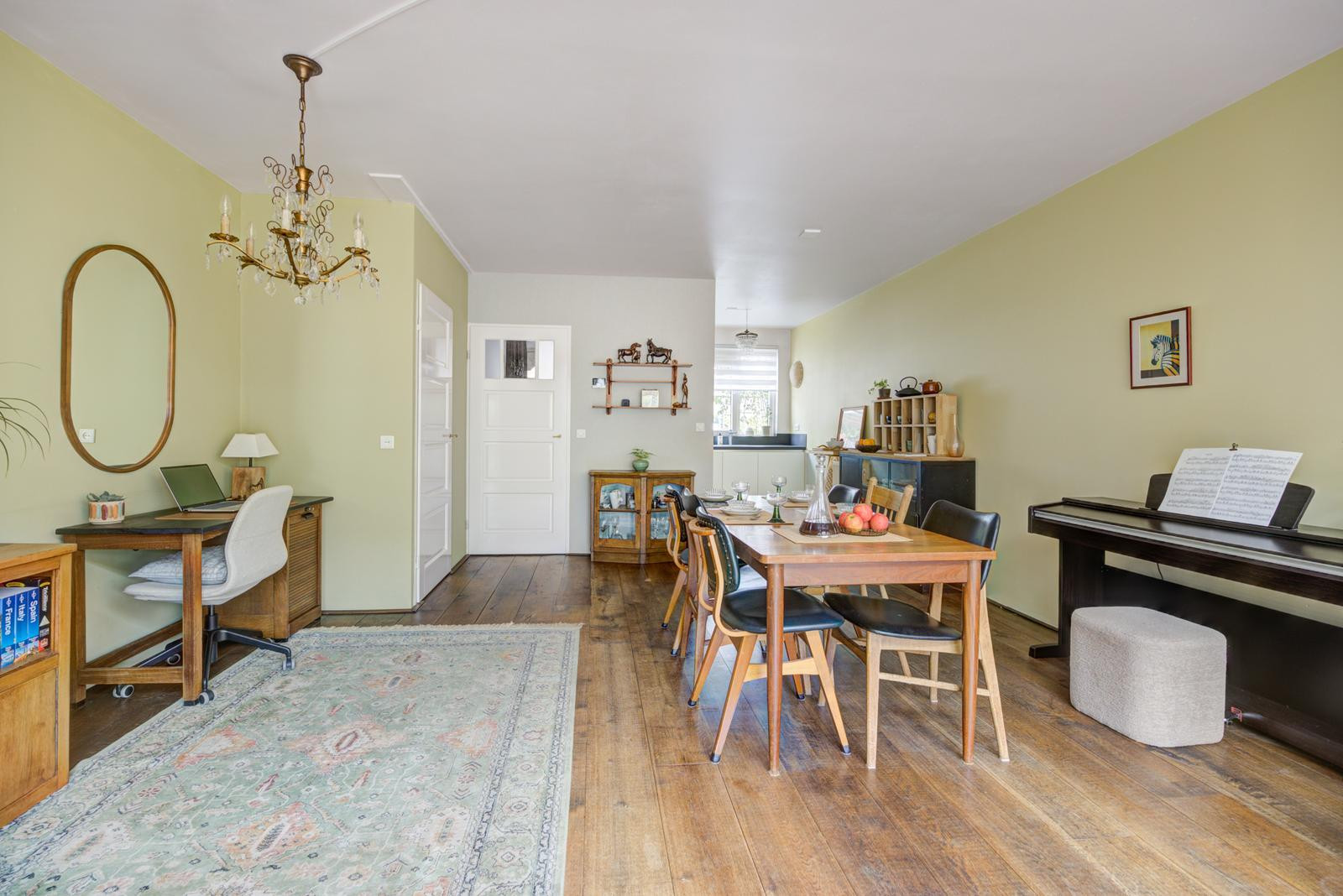 Tussenwoning te koop: Meerkoet 29, Etten-Leur