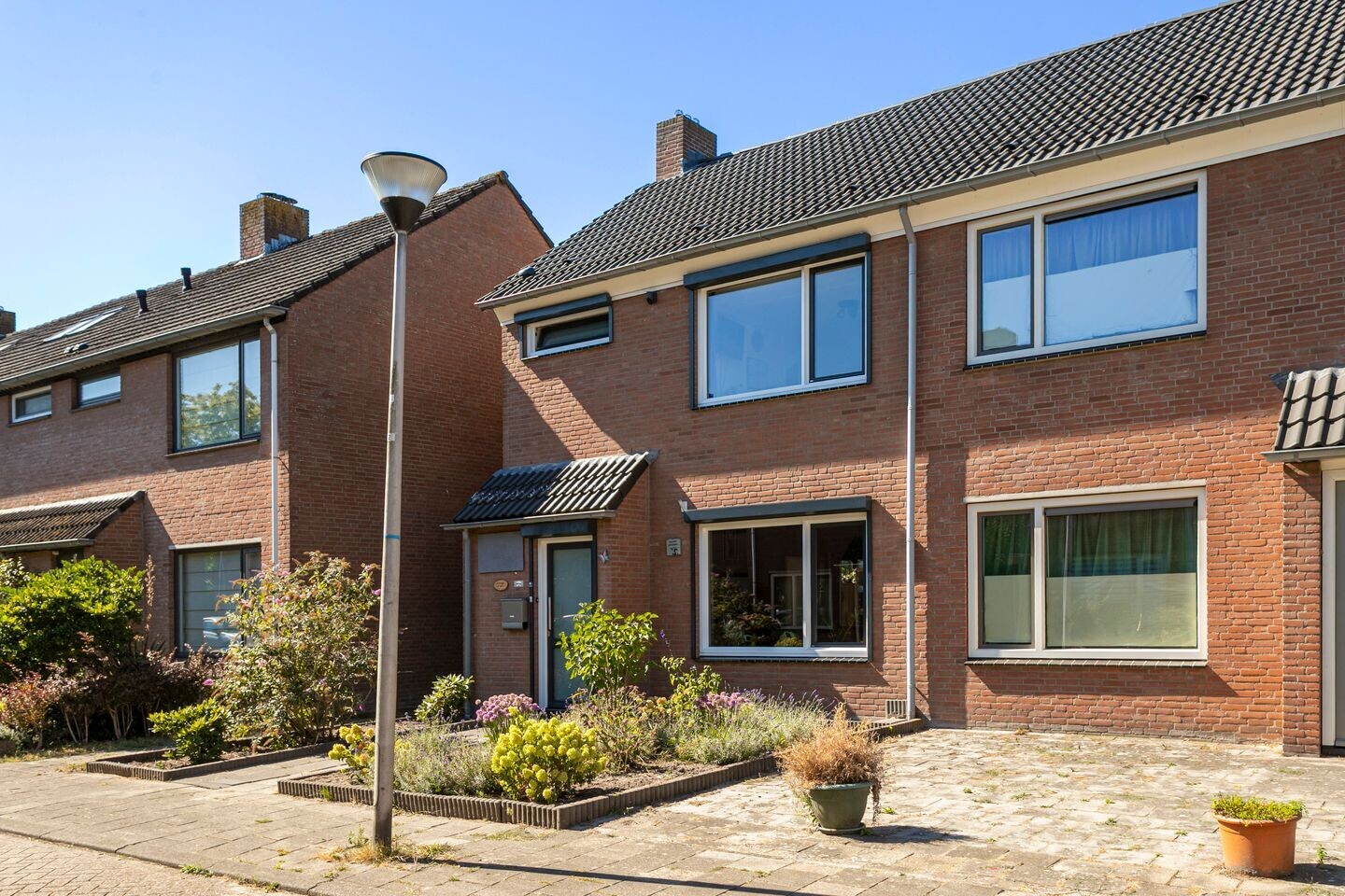 Hoekwoning te koop: Hazeleger 12, Etten-Leur