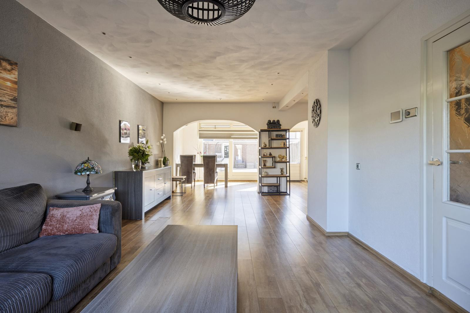 Tussenwoning te koop: Tolhuislaan 76, Etten-Leur