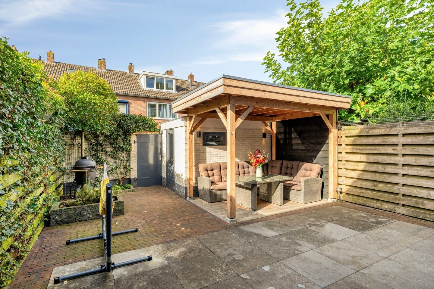 Tussenwoning te koop: Rochussenlaan 13, Etten-Leur