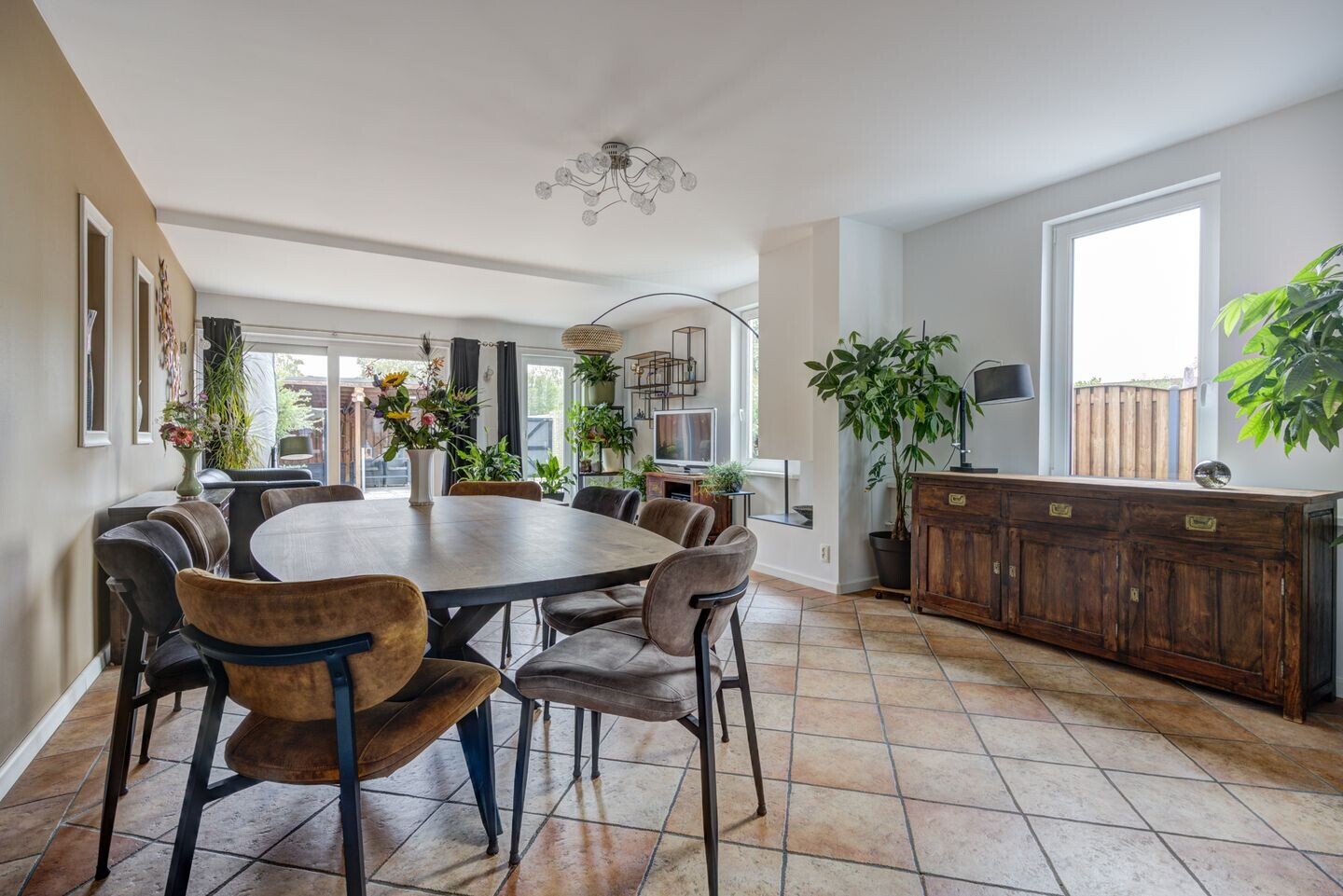 Hoekwoning te koop: Beiaard 24, Etten-Leur