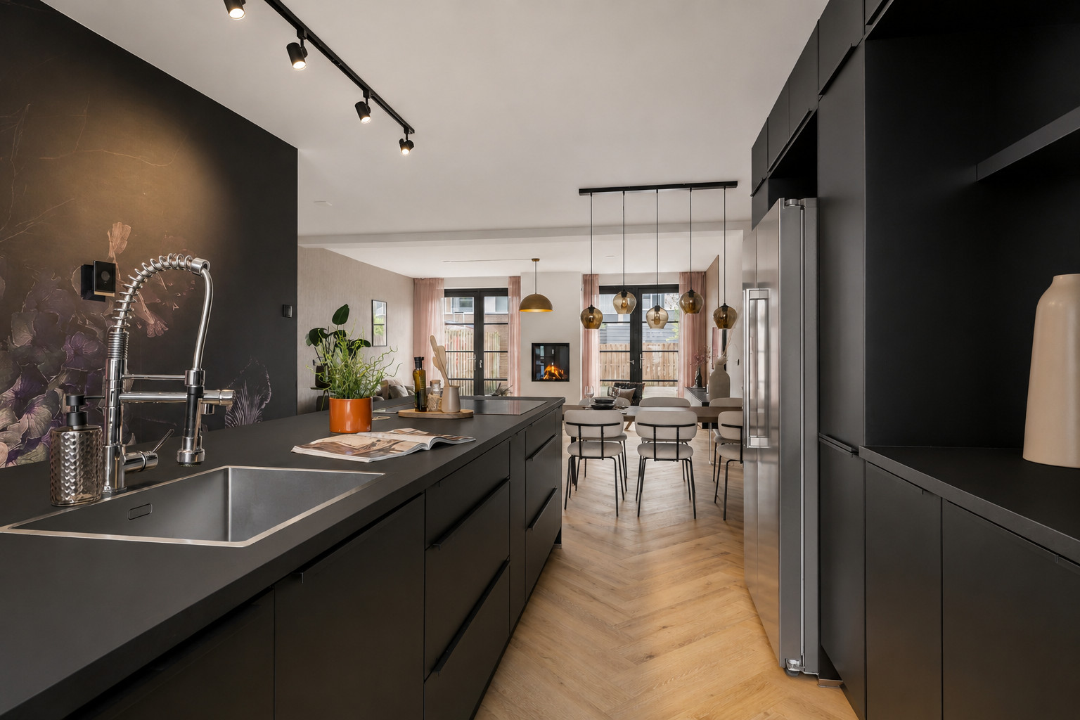 Tussenwoning te koop: Orgelhof 20, Etten-Leur