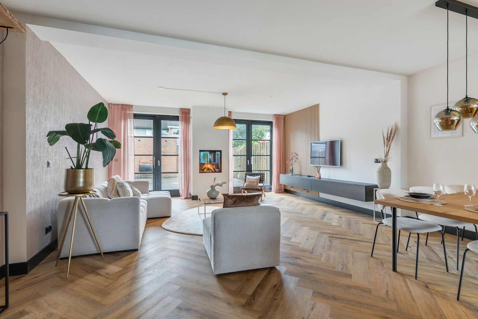 Tussenwoning te koop: Orgelhof 20, Etten-Leur