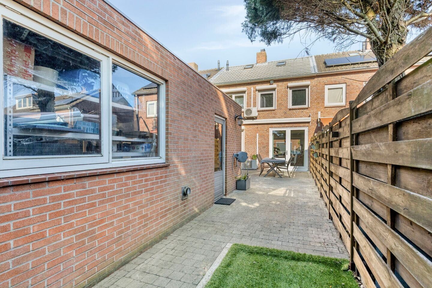 Tussenwoning te koop: Esdoornstraat 23, Zundert