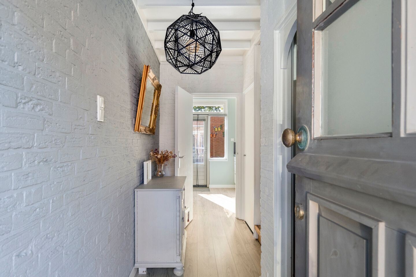 Tussenwoning te koop: Esdoornstraat 23, Zundert