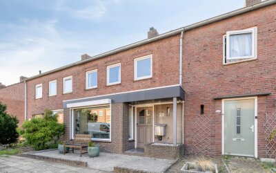 Esdoornstraat 23