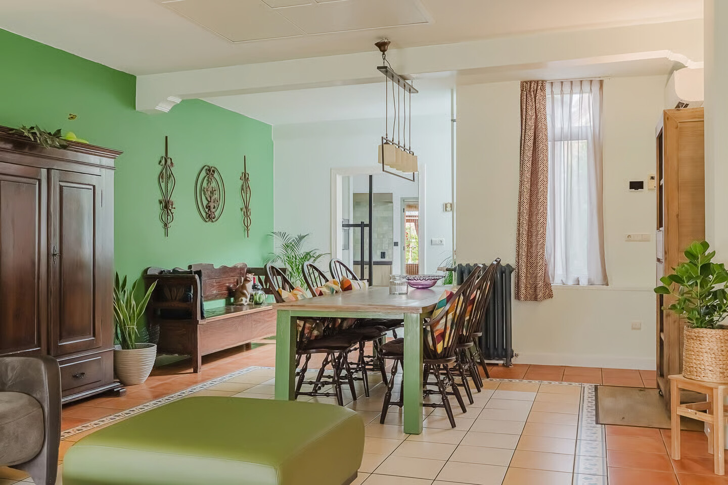 Tussenwoning te koop: Molenstraat 142, Zundert