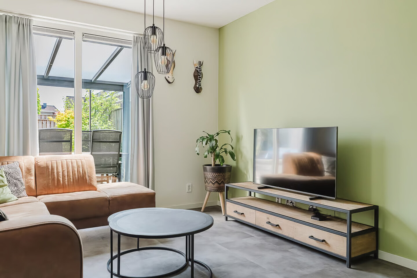 Tussenwoning te koop: Boomgaard 14, Zundert