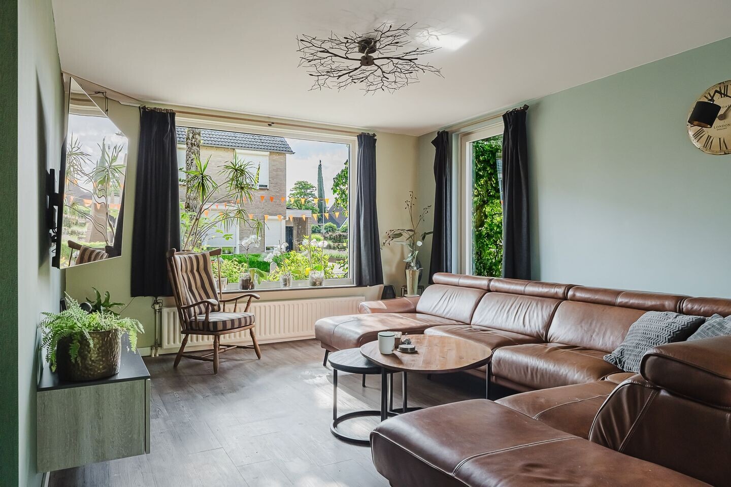 Hoekwoning te koop: Bloemenstee 10, Klein Zundert