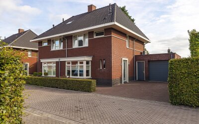 Huis te koop Weidepracht 2