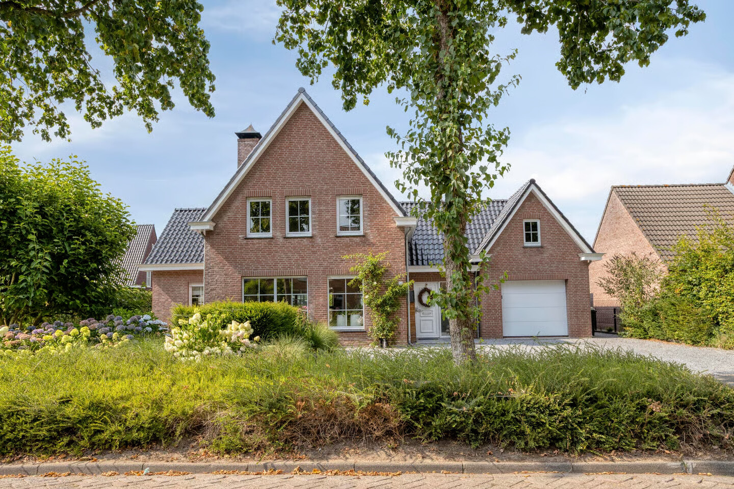 Vrijstaande woning te koop: Pastoor van Vessemstraat 14, Klein Zundert