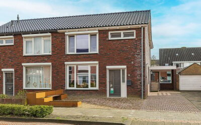 Pastoor Bielarsstraat 15