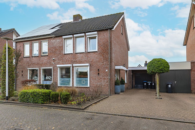 Sint Janshof 28