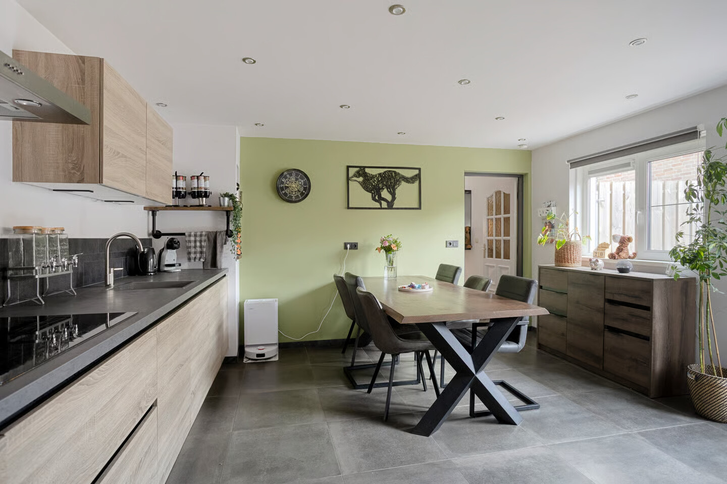 Hoekwoning te koop: Lagestraat 11, Rijsbergen