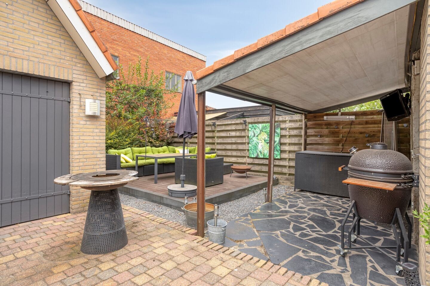 Hoekwoning te koop: Lagestraat 11, Rijsbergen
