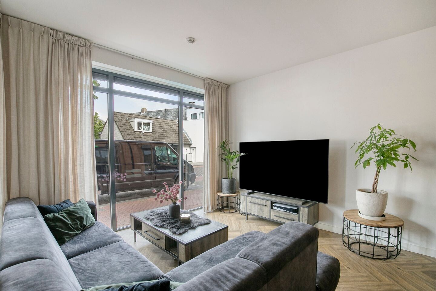 Appartement te koop: Arendshof 325, Oosterhout