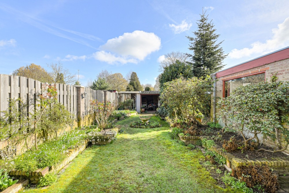 Twee-onder-één-kap te koop: Proostenweg 15, Oosterhout