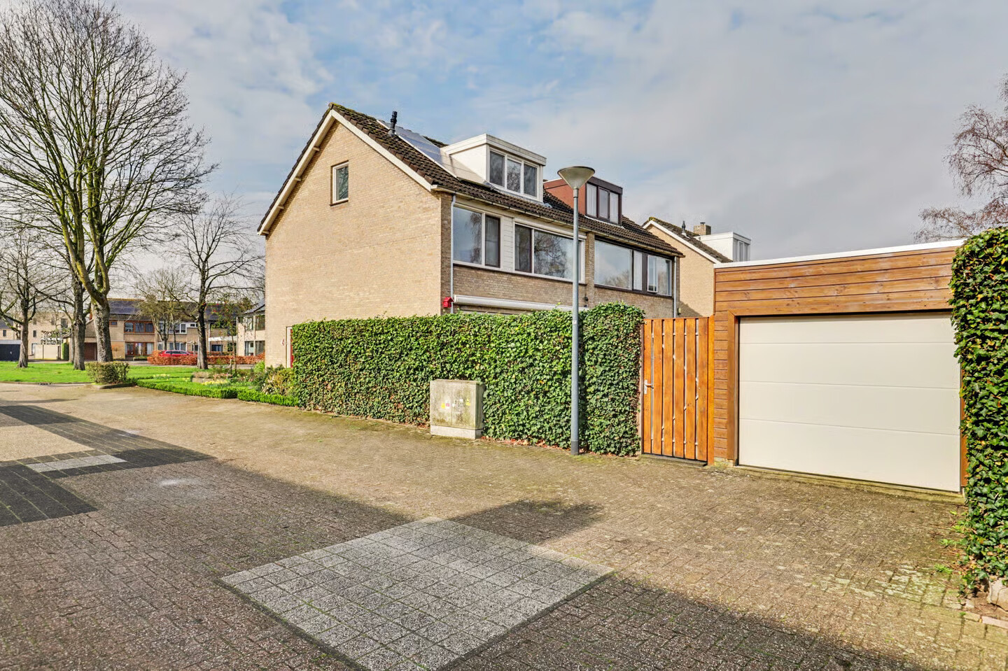 Hoekwoning te koop: Nonnenveld 21, Oosterhout
