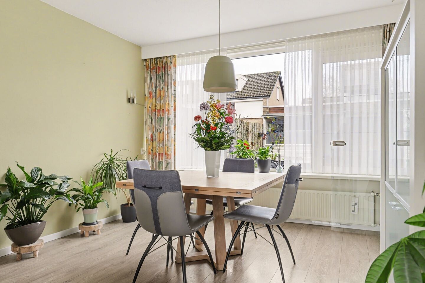 Hoekwoning te koop: Nonnenveld 21, Oosterhout