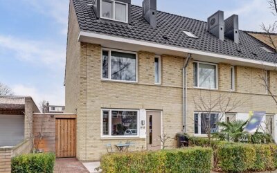 Baron van Hallstraat 22