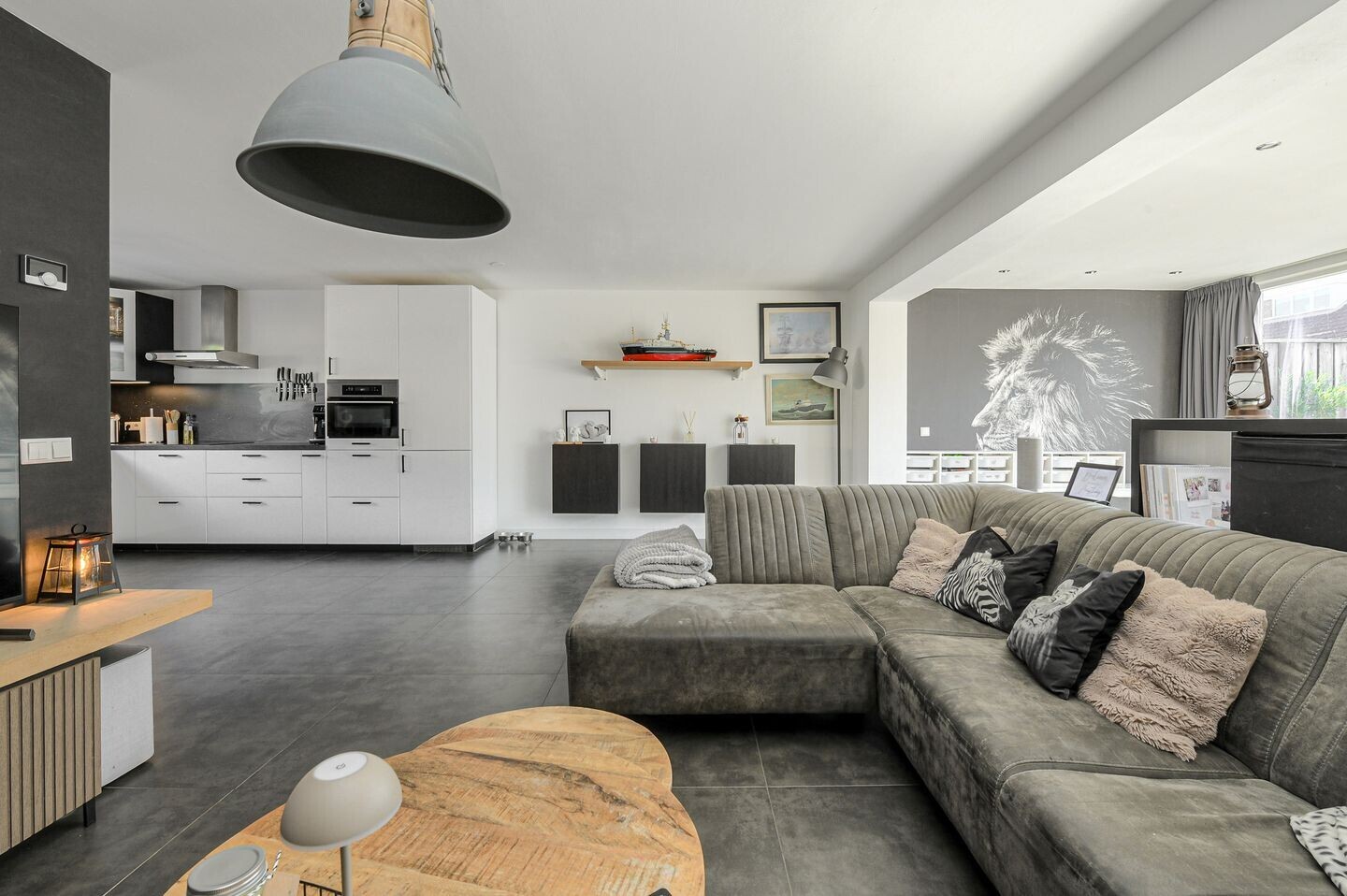 Tussenwoning te koop: Hooivorkstraat 21, Oosterhout