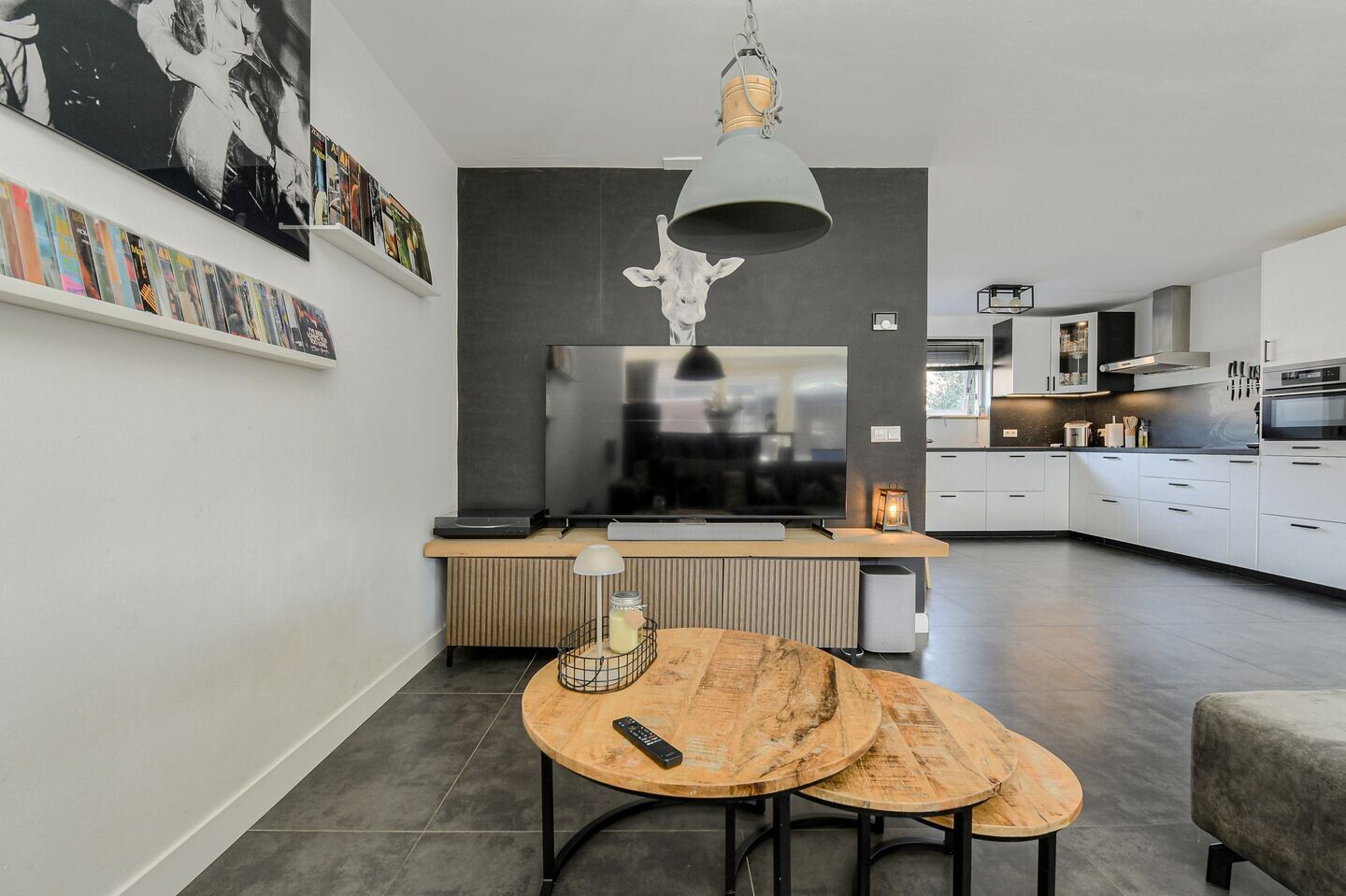 Tussenwoning te koop: Hooivorkstraat 21, Oosterhout