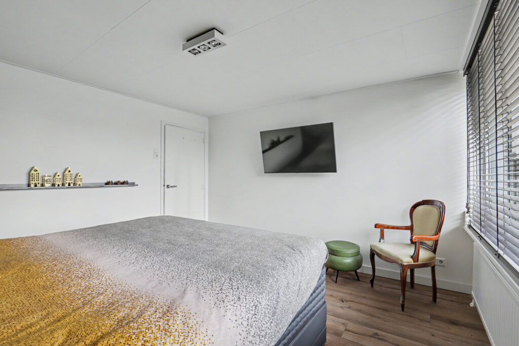 Tussenwoning te koop: Willem van Oranjestraat 28, Oosterhout