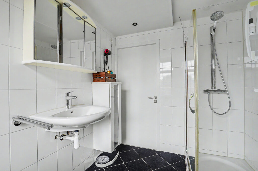 Tussenwoning te koop: Willem van Oranjestraat 28, Oosterhout