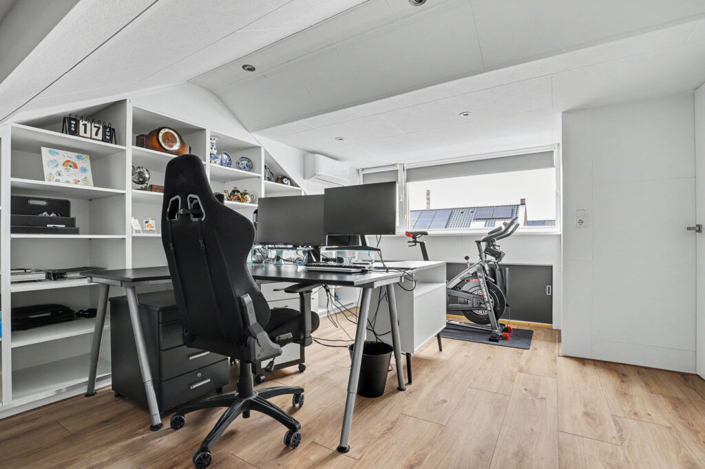 Tussenwoning te koop: Willem van Oranjestraat 28, Oosterhout