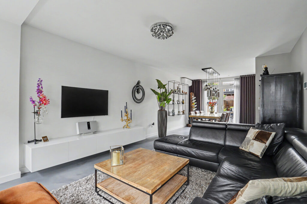 Tussenwoning te koop: Willem van Oranjestraat 28, Oosterhout