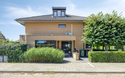 Esmoreitstraat 2